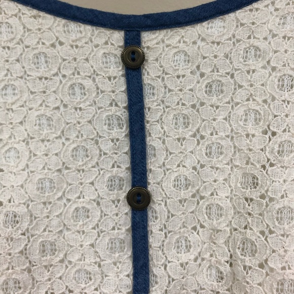 Flowy Pattern Tank - Picture 3 of 4